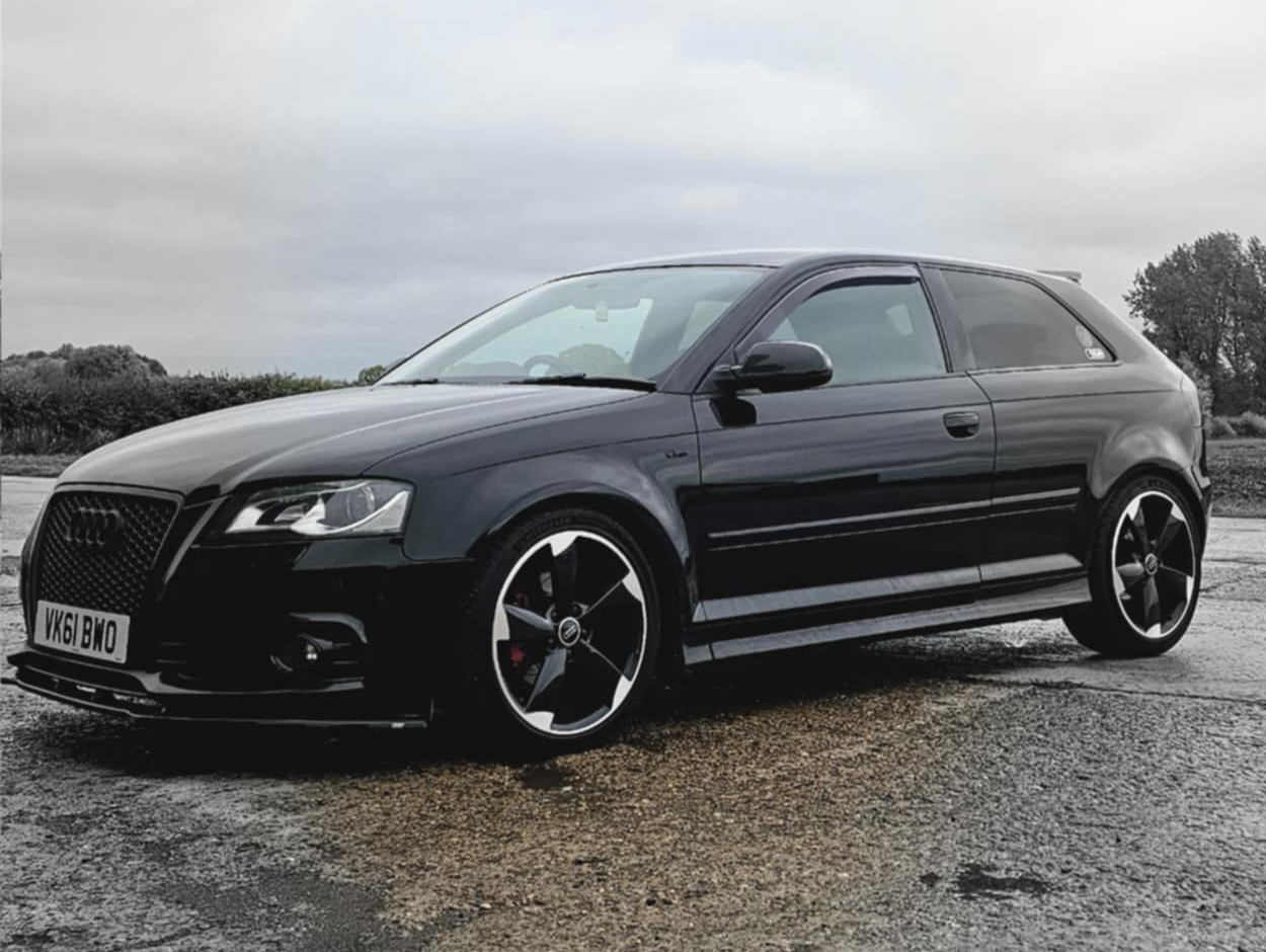 Car detailing in Oxfordshire - AZZA's Auto Spa